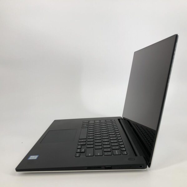 Dell Precision 5530 3